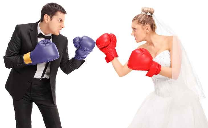 جنگ با نام گفتگو یا گفتگوی سالم و موثر بین زوجین کدام را انتخاب میکنید
